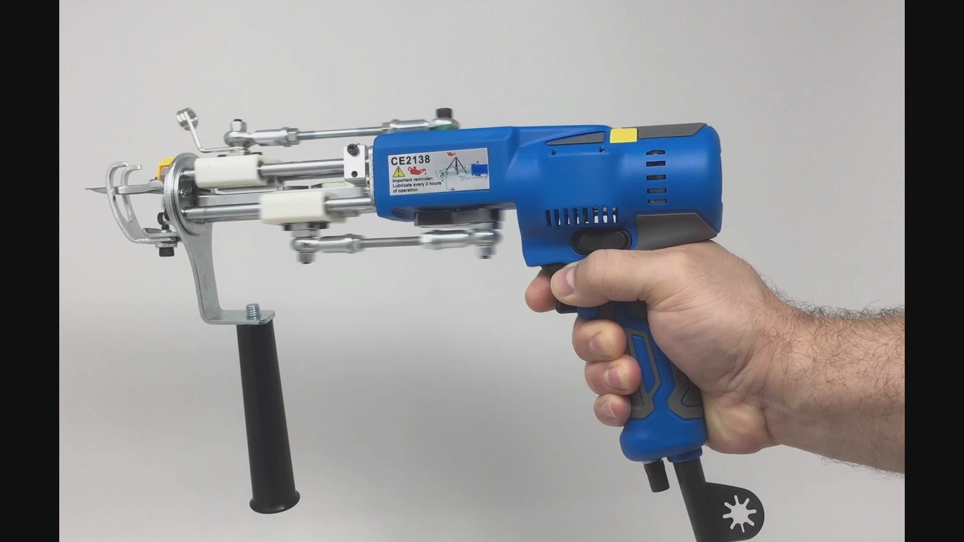 AK5 Tufting Gun in action | small noise, lighting device, adjustable speed  | TuftingNation Canada