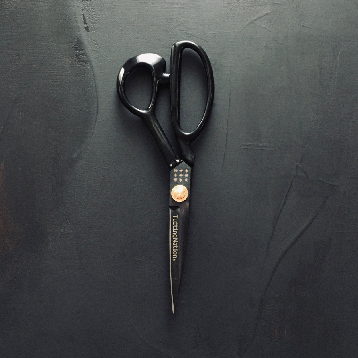 Duckbill scissors - EMO TUFT
